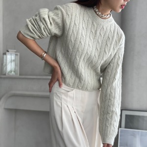 Mila Soft Cable Knit