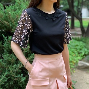 Lace Sleeve Floral Tshirt